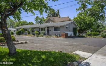 1227 Gordon, Reno, Nevada 89509, ,Residential Income,Residential,Gordon,250050948