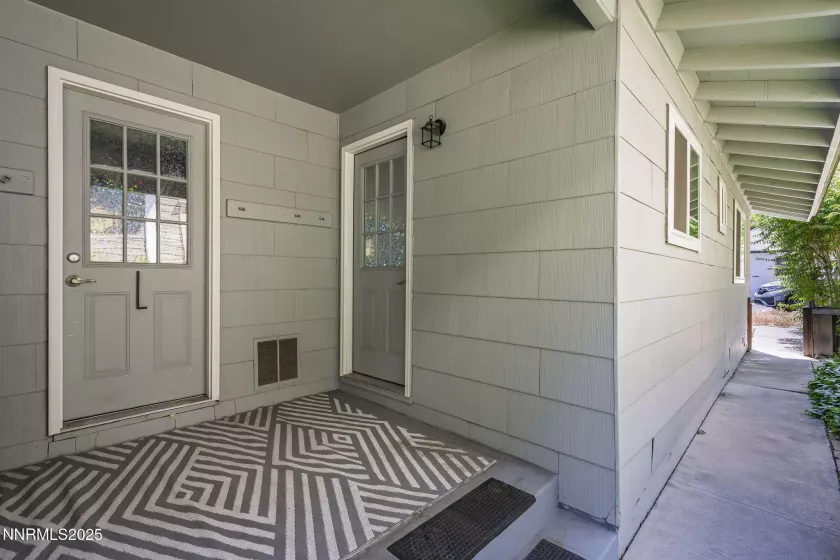 1227 Gordon, Reno, Nevada 89509, ,Residential Income,Residential,Gordon,250050948
