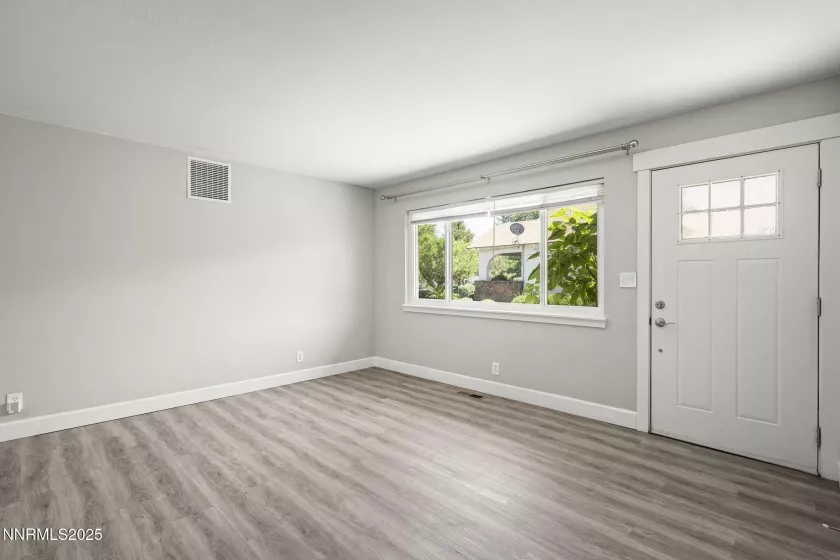 1227 Gordon, Reno, Nevada 89509, ,Residential Income,Residential,Gordon,250050948