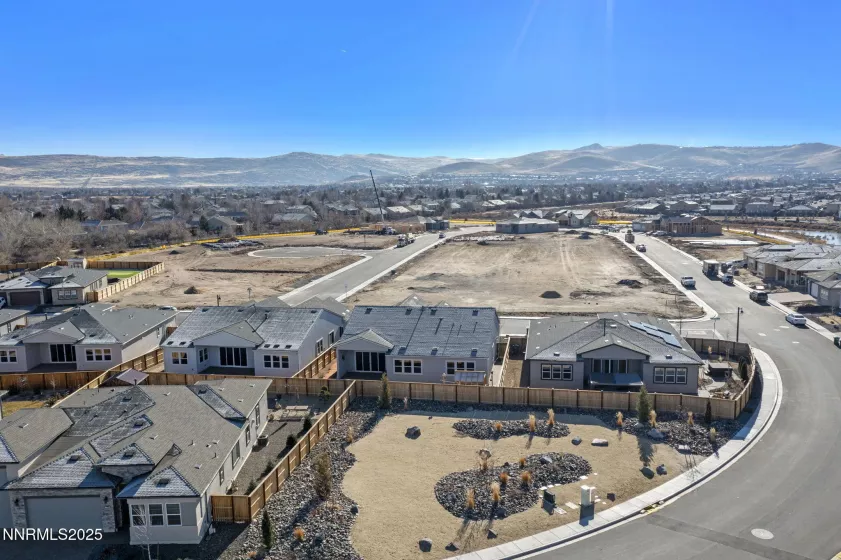 7415 Hoback, Sparks, Nevada 89436, 2 Bedrooms Bedrooms, ,3 BathroomsBathrooms,Residential,Residential,Hoback,250050961