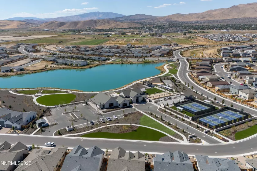 7415 Hoback, Sparks, Nevada 89436, 2 Bedrooms Bedrooms, ,3 BathroomsBathrooms,Residential,Residential,Hoback,250050961