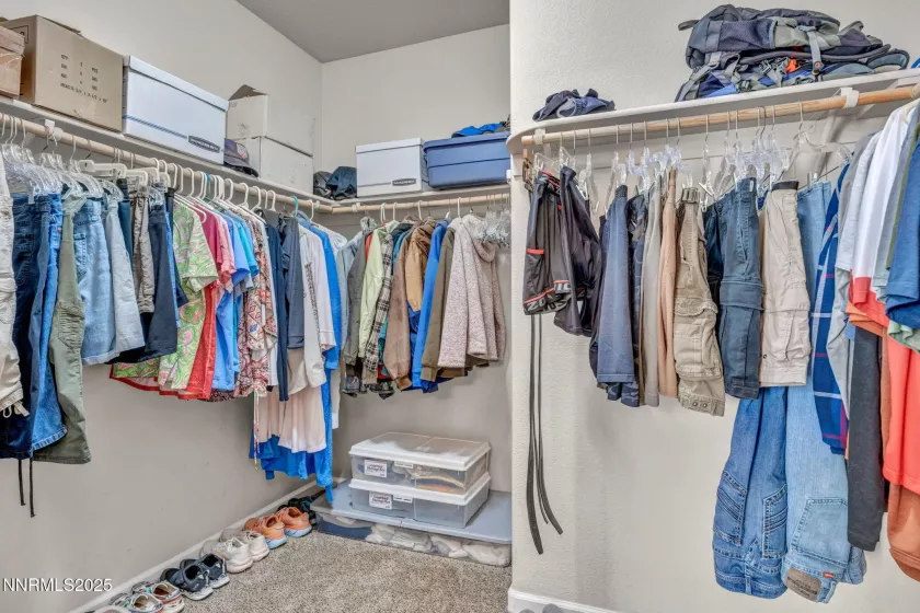 Walk-in Closet