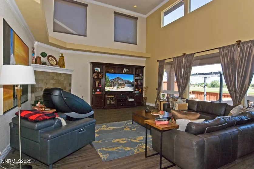 1324 Cedar Creek, Gardnerville, Nevada 89460, 5 Bedrooms Bedrooms, ,3 BathroomsBathrooms,Residential,Residential,Cedar Creek,250050971
