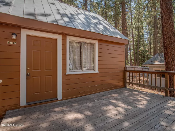 3790 Stewart, South Lake Tahoe, California 96150, 2 Bedrooms Bedrooms, ,1 BathroomBathrooms,Residential,Residential,Stewart,250050973