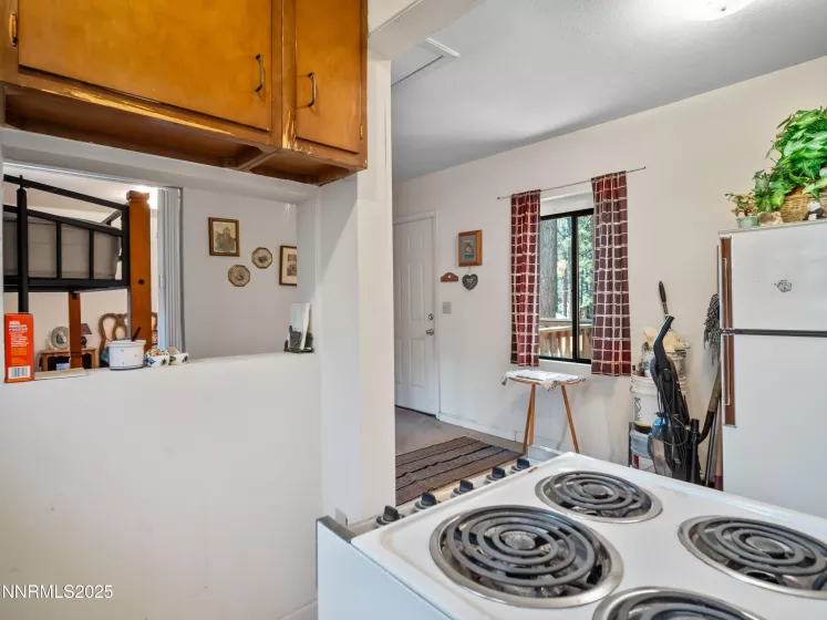 3790 Stewart, South Lake Tahoe, California 96150, 2 Bedrooms Bedrooms, ,1 BathroomBathrooms,Residential,Residential,Stewart,250050973