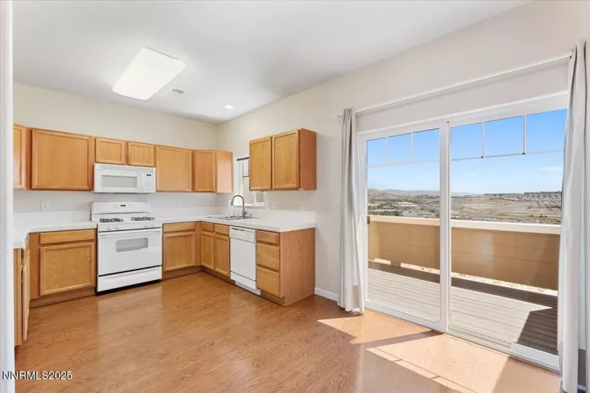 4136 Kathleen Denise, Reno, Nevada 89503, 2 Bedrooms Bedrooms, ,3 BathroomsBathrooms,Residential,Residential,Kathleen Denise,250050974