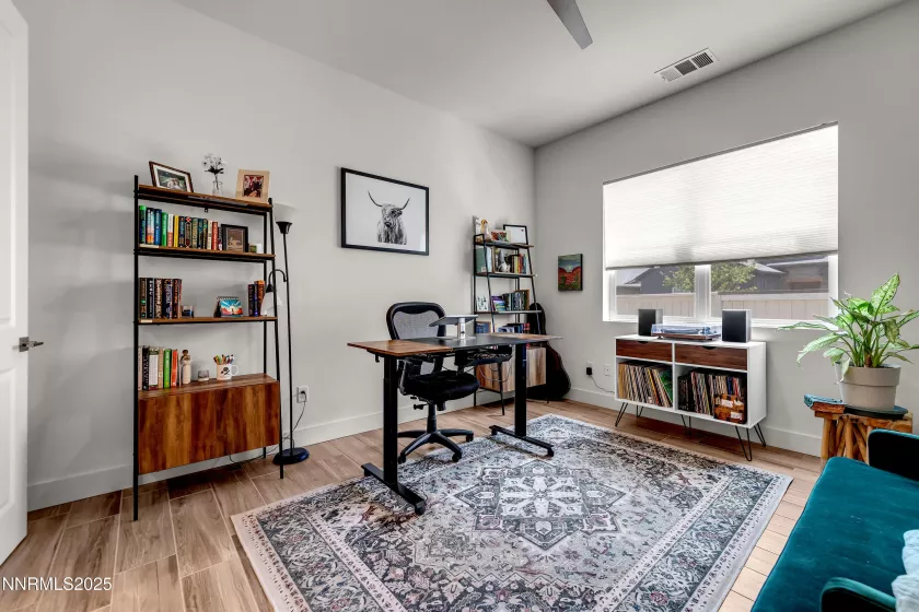 611 Camargue, Reno, Nevada 89511, 2 Bedrooms Bedrooms, ,2 BathroomsBathrooms,Residential,Residential,Camargue,250050977