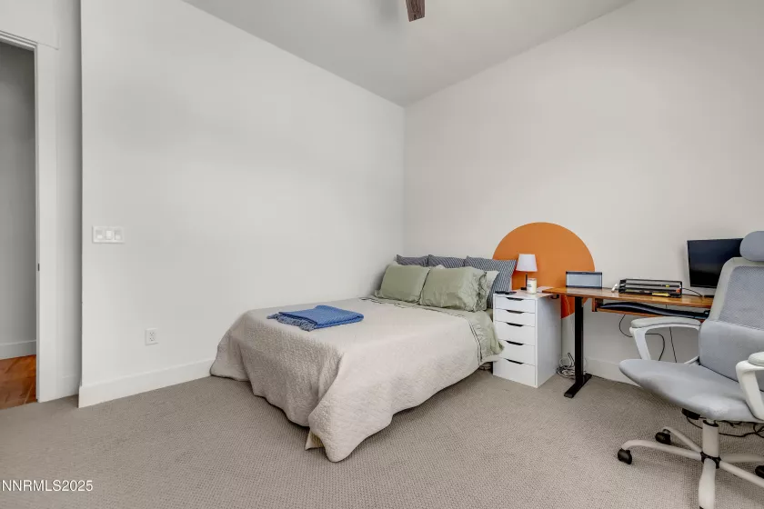 611 Camargue, Reno, Nevada 89511, 2 Bedrooms Bedrooms, ,2 BathroomsBathrooms,Residential,Residential,Camargue,250050977