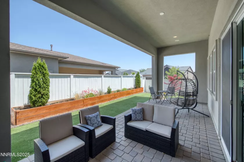 611 Camargue, Reno, Nevada 89511, 2 Bedrooms Bedrooms, ,2 BathroomsBathrooms,Residential,Residential,Camargue,250050977