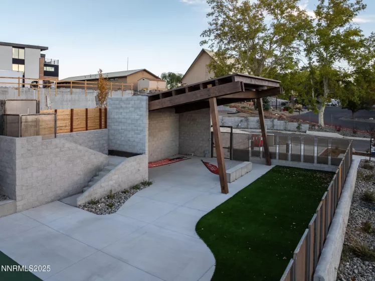 3816 Lakeside, Reno, Nevada 89509, 3 Bedrooms Bedrooms, ,4 BathroomsBathrooms,Residential,Residential,Lakeside,250050980