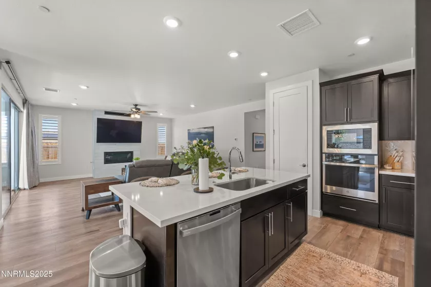 5419 Fossilstone, Sparks, Nevada 89436, 3 Bedrooms Bedrooms, ,2 BathroomsBathrooms,Residential,Residential,Fossilstone,250050990
