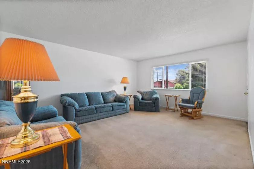1975 Royal, Reno, Nevada 89503, 4 Bedrooms Bedrooms, ,2 BathroomsBathrooms,Residential,Residential,Royal,250050992