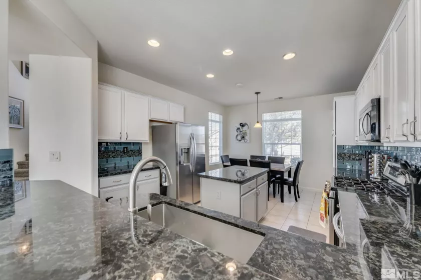 1668 Rocky Cove, Reno, Nevada 89521, 4 Bedrooms Bedrooms, ,3 BathroomsBathrooms,Residential Lease,Manufactured,Rocky Cove,250003315