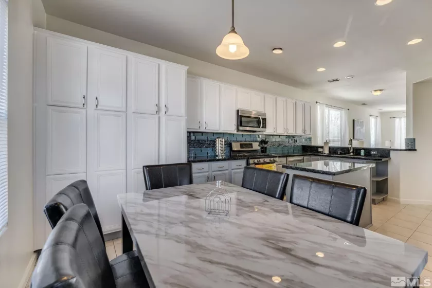 1668 Rocky Cove, Reno, Nevada 89521, 4 Bedrooms Bedrooms, ,3 BathroomsBathrooms,Residential Lease,Manufactured,Rocky Cove,250003315