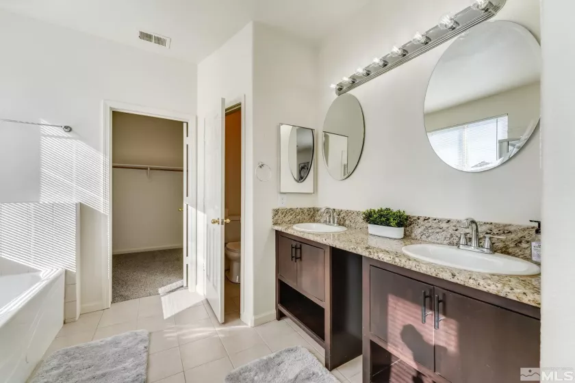 1668 Rocky Cove, Reno, Nevada 89521, 4 Bedrooms Bedrooms, ,3 BathroomsBathrooms,Residential Lease,Manufactured,Rocky Cove,250003315