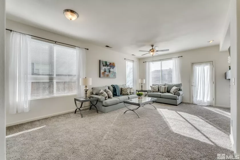 1668 Rocky Cove, Reno, Nevada 89521, 4 Bedrooms Bedrooms, ,3 BathroomsBathrooms,Residential Lease,Manufactured,Rocky Cove,250003315