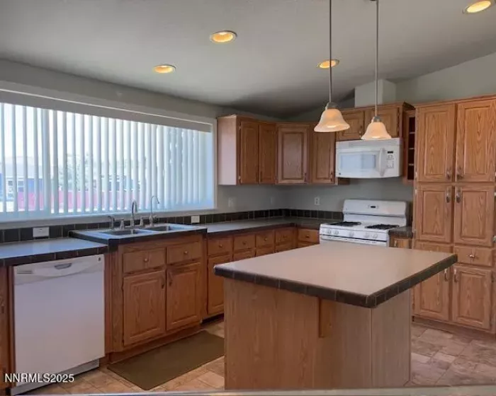 6355 Empey, Stagecoach, Nevada 89429, 3 Bedrooms Bedrooms, ,2 BathroomsBathrooms,Residential,Residential,Empey,250050993