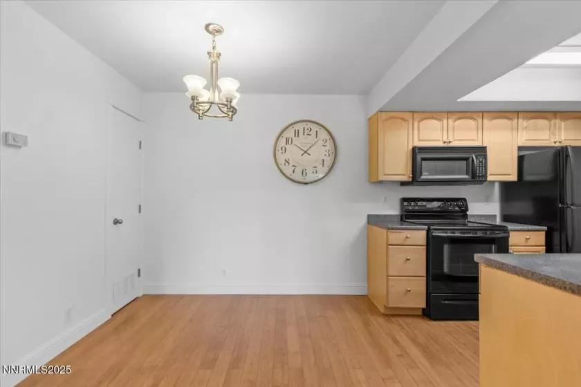 530 Patriot, Reno, Nevada 89511, 1 Bedroom Bedrooms, ,1 BathroomBathrooms,Residential,Residential,Patriot,250050996