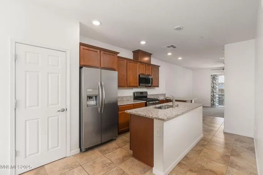 3002 Sterling Ridge, Sparks, Nevada 89431, 2 Bedrooms Bedrooms, ,3 BathroomsBathrooms,Residential,Residential,Sterling Ridge,250051000