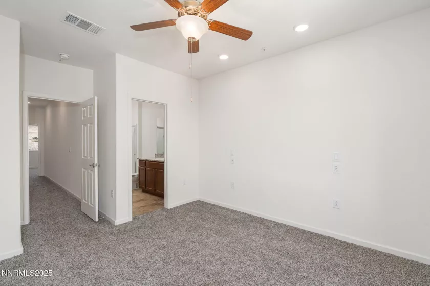 3002 Sterling Ridge, Sparks, Nevada 89431, 2 Bedrooms Bedrooms, ,3 BathroomsBathrooms,Residential,Residential,Sterling Ridge,250051000
