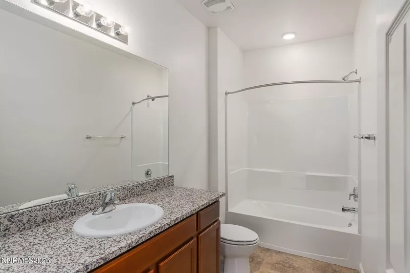 3002 Sterling Ridge, Sparks, Nevada 89431, 2 Bedrooms Bedrooms, ,3 BathroomsBathrooms,Residential,Residential,Sterling Ridge,250051000