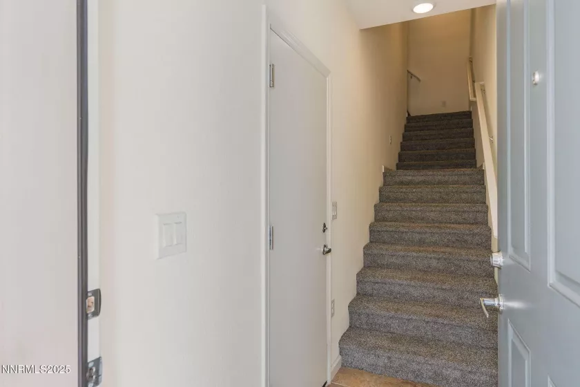 3002 Sterling Ridge, Sparks, Nevada 89431, 2 Bedrooms Bedrooms, ,3 BathroomsBathrooms,Residential,Residential,Sterling Ridge,250051000