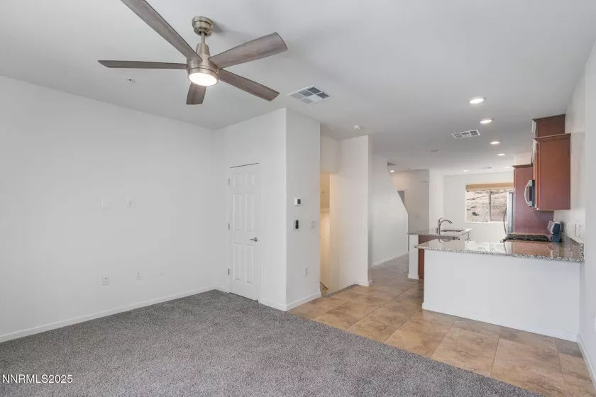 3002 Sterling Ridge, Sparks, Nevada 89431, 2 Bedrooms Bedrooms, ,3 BathroomsBathrooms,Residential,Residential,Sterling Ridge,250051000