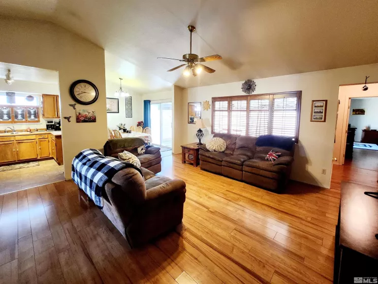 495 Burntwood, Fallon, Nevada 89406, 4 Bedrooms Bedrooms, ,3 BathroomsBathrooms,Residential,Residential,Burntwood,250004490