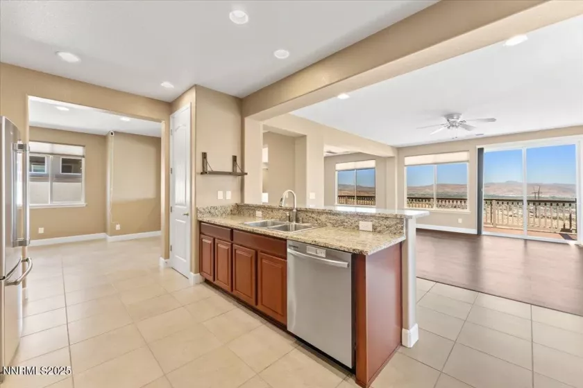 1080 University Park, Reno, Nevada 89512, 6 Bedrooms Bedrooms, ,4 BathroomsBathrooms,Residential,Residential,University Park,250050950