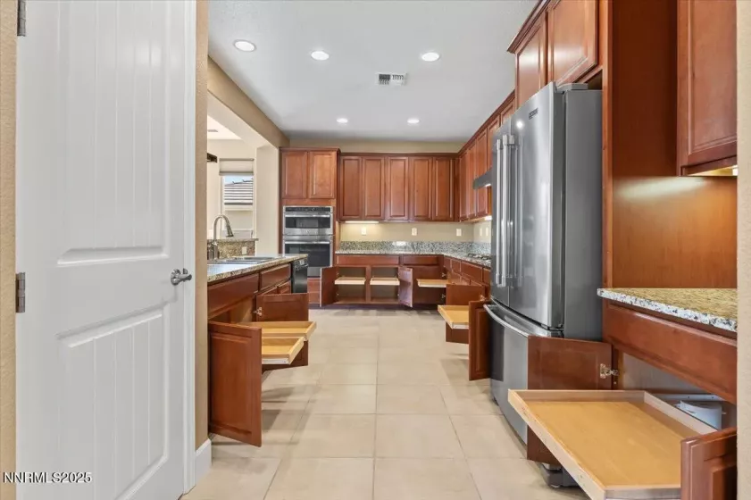 1080 University Park, Reno, Nevada 89512, 6 Bedrooms Bedrooms, ,4 BathroomsBathrooms,Residential,Residential,University Park,250050950