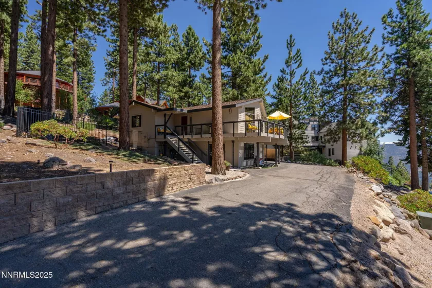 909 Tyner, Incline Village, Nevada 89451, 4 Bedrooms Bedrooms, ,3 BathroomsBathrooms,Residential,Residential,Tyner,250051003