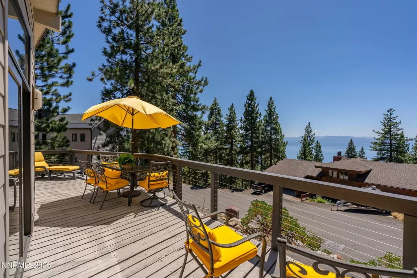 909 Tyner, Incline Village, Nevada 89451, 4 Bedrooms Bedrooms, ,3 BathroomsBathrooms,Residential,Residential,Tyner,250051003