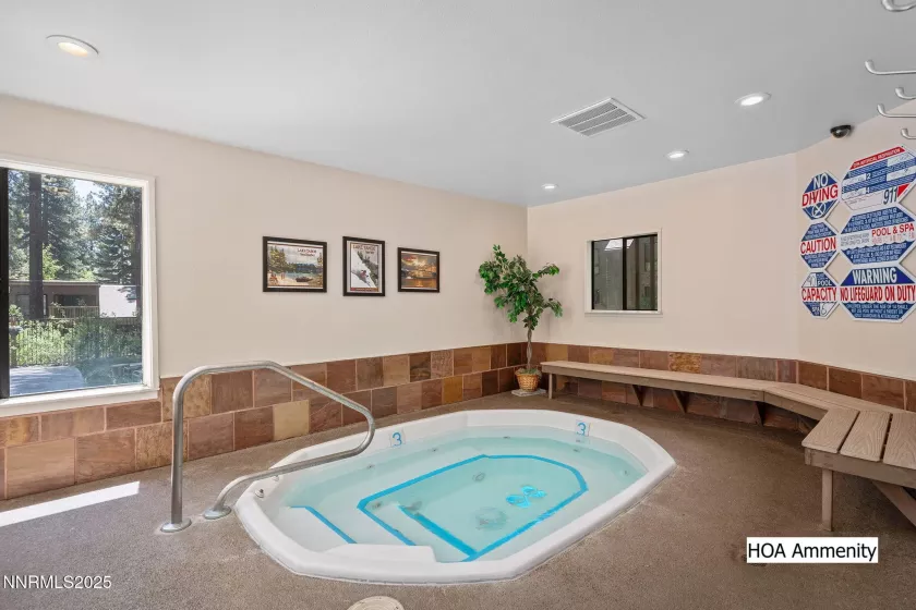 136 Juanita, Incline Village, Nevada 89451, 1 Bedroom Bedrooms, ,1 BathroomBathrooms,Residential,Residential,Juanita,250051004