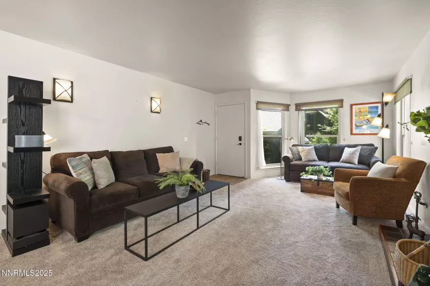 136 Juanita, Incline Village, Nevada 89451, 1 Bedroom Bedrooms, ,1 BathroomBathrooms,Residential,Residential,Juanita,250051004
