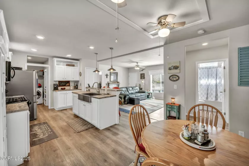 1290 Topaz Ranch, Topaz Ranch Estates, Nevada 89444, 3 Bedrooms Bedrooms, ,2 BathroomsBathrooms,Residential,Residential,Topaz Ranch,250051005