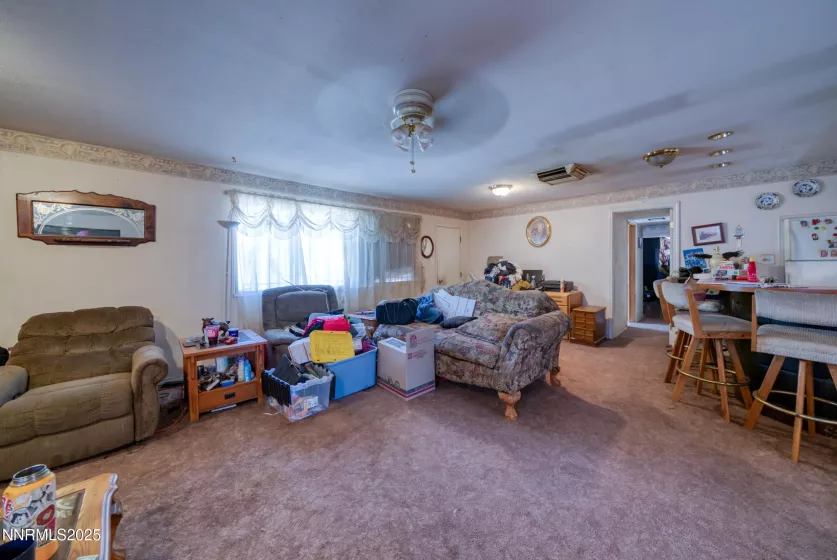 1650 Trabert, Sparks, Nevada 89431, 3 Bedrooms Bedrooms, ,3 BathroomsBathrooms,Residential,Residential,Trabert,250051008
