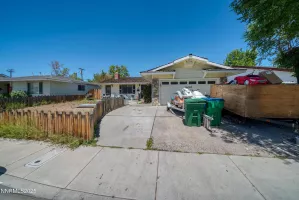 1650 Trabert, Sparks, Nevada 89431, 3 Bedrooms Bedrooms, ,3 BathroomsBathrooms,Residential,Residential,Trabert,250051008