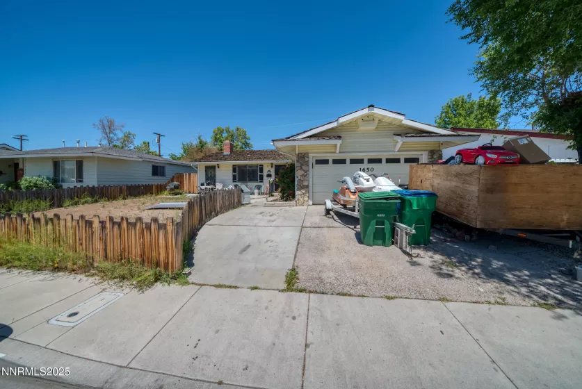 1650 Trabert, Sparks, Nevada 89431, 3 Bedrooms Bedrooms, ,3 BathroomsBathrooms,Residential,Residential,Trabert,250051008