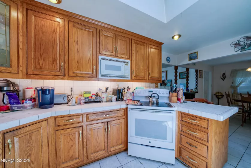 1650 Trabert, Sparks, Nevada 89431, 3 Bedrooms Bedrooms, ,3 BathroomsBathrooms,Residential,Residential,Trabert,250051008
