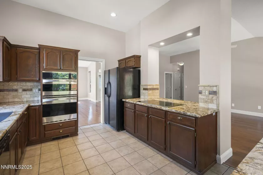 4175 Falling Water, Reno, Nevada 89519, 3 Bedrooms Bedrooms, ,2 BathroomsBathrooms,Residential,Residential,Falling Water,250051009