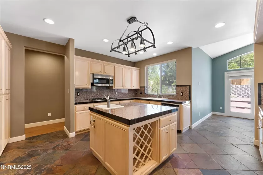 5436 Vista Terrace, Sparks, Nevada 89436, 4 Bedrooms Bedrooms, ,3 BathroomsBathrooms,Residential,Residential,Vista Terrace,250051010
