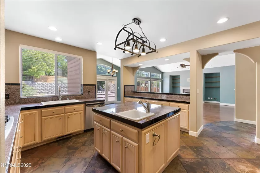 5436 Vista Terrace, Sparks, Nevada 89436, 4 Bedrooms Bedrooms, ,3 BathroomsBathrooms,Residential,Residential,Vista Terrace,250051010