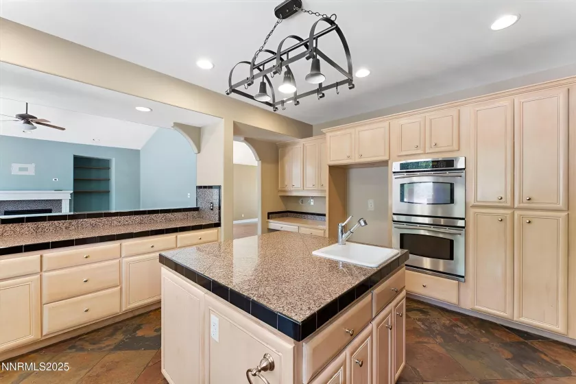 5436 Vista Terrace, Sparks, Nevada 89436, 4 Bedrooms Bedrooms, ,3 BathroomsBathrooms,Residential,Residential,Vista Terrace,250051010