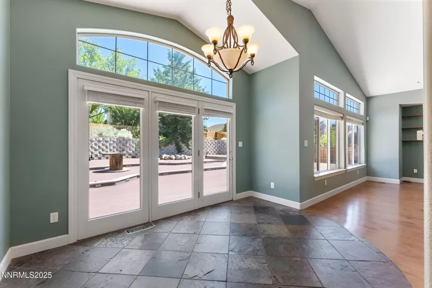 5436 Vista Terrace, Sparks, Nevada 89436, 4 Bedrooms Bedrooms, ,3 BathroomsBathrooms,Residential,Residential,Vista Terrace,250051010