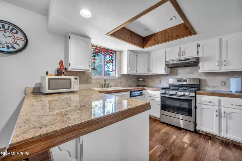 15333 Kivett, Reno, Nevada 89521, 3 Bedrooms Bedrooms, ,2 BathroomsBathrooms,Residential,Residential,Kivett,250051013