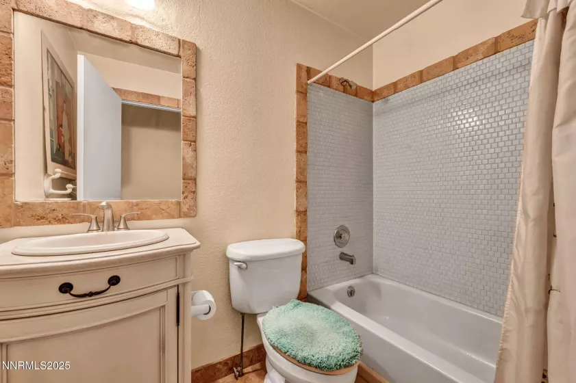 15333 Kivett, Reno, Nevada 89521, 3 Bedrooms Bedrooms, ,2 BathroomsBathrooms,Residential,Residential,Kivett,250051013