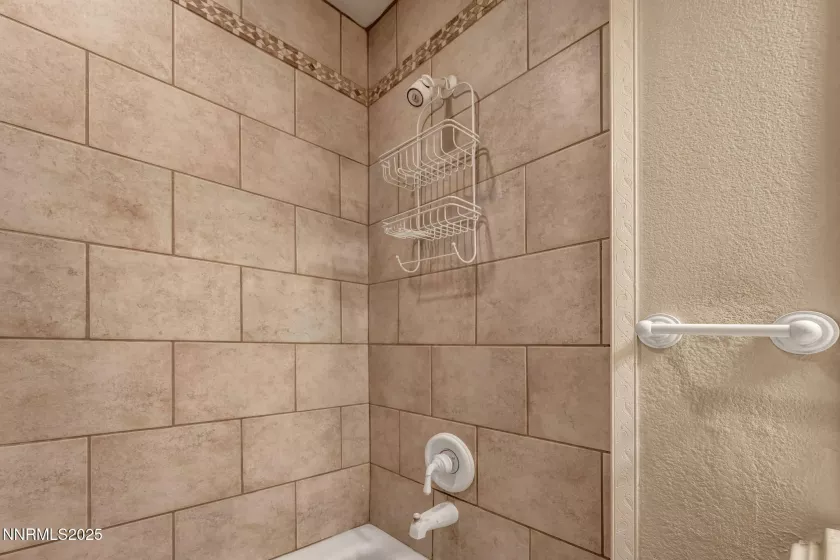 15333 Kivett, Reno, Nevada 89521, 3 Bedrooms Bedrooms, ,2 BathroomsBathrooms,Residential,Residential,Kivett,250051013