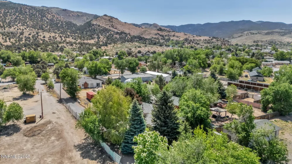 15333 Kivett, Reno, Nevada 89521, 3 Bedrooms Bedrooms, ,2 BathroomsBathrooms,Residential,Residential,Kivett,250051013