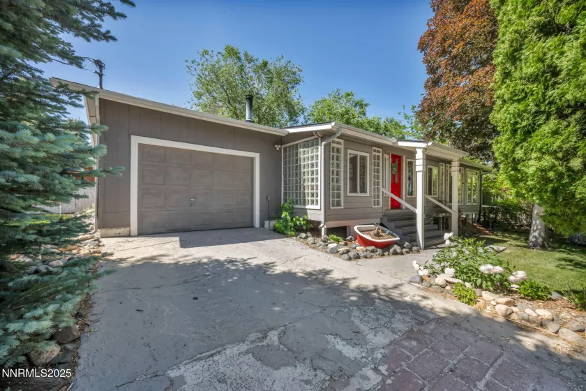 15333 Kivett, Reno, Nevada 89521, 3 Bedrooms Bedrooms, ,2 BathroomsBathrooms,Residential,Residential,Kivett,250051013