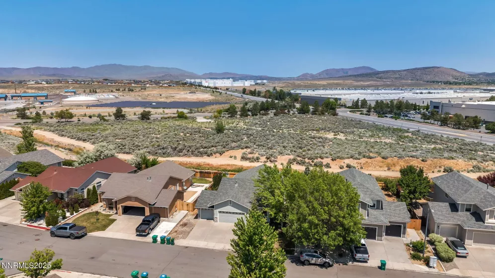 9951 Grand Falls, Reno, Nevada 89506, 4 Bedrooms Bedrooms, ,2 BathroomsBathrooms,Residential,Residential,Grand Falls,250051014